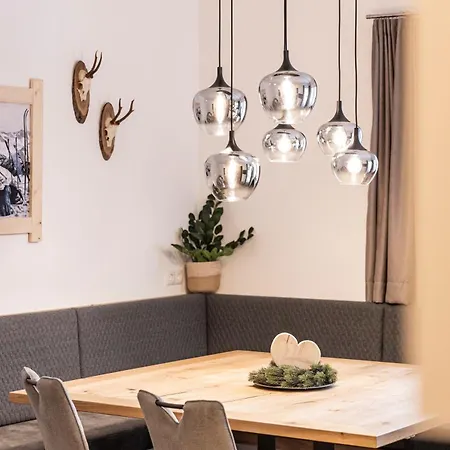 Zeitlos Апартаменти Флахау